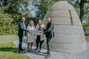 HR Mag. Dr. Wolfgang Muchitsch (wissenschaftl. Geschäftsführer Universalmuseum Joanneum), Dr. Elisabeth Fiedler (Leiterin Österreichischer Skulpturenpark), Prok. Dr. Claudia Holzer (GKB), Mag. Josef Wallner (Bürgermeister Deutschlandsberg) v. l., Foto: Johanna Lamprecht 